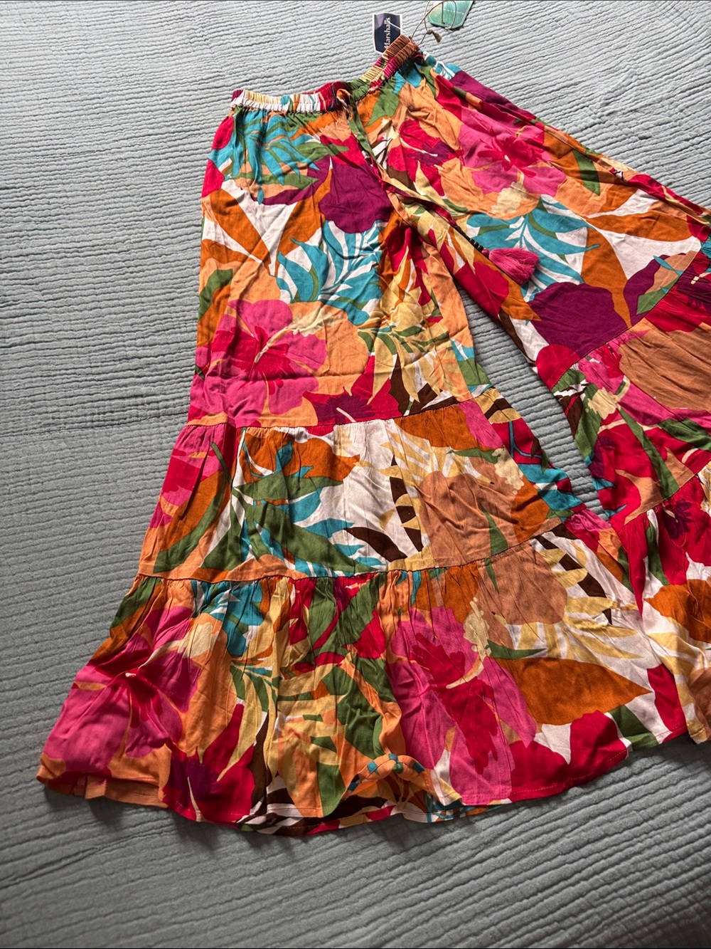 Multicolor Floral Tiered Wide-Leg Pants - Picture 2 of 5
